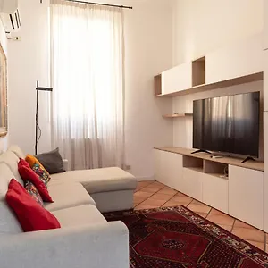  Appartement Casa Leonardo Da Vinci - 10 Minuti Dal Duomo